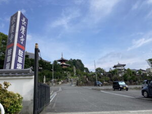 長慶寺の駐車場